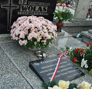 Pomnik na grobie Franciszka Wolasa w Oświęcimiu