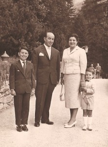 Rodzina uratowanego przez Tadeusza Cerę skalskiego Żyda Henocha Meitalesa, fot. Monachium 1957 r.